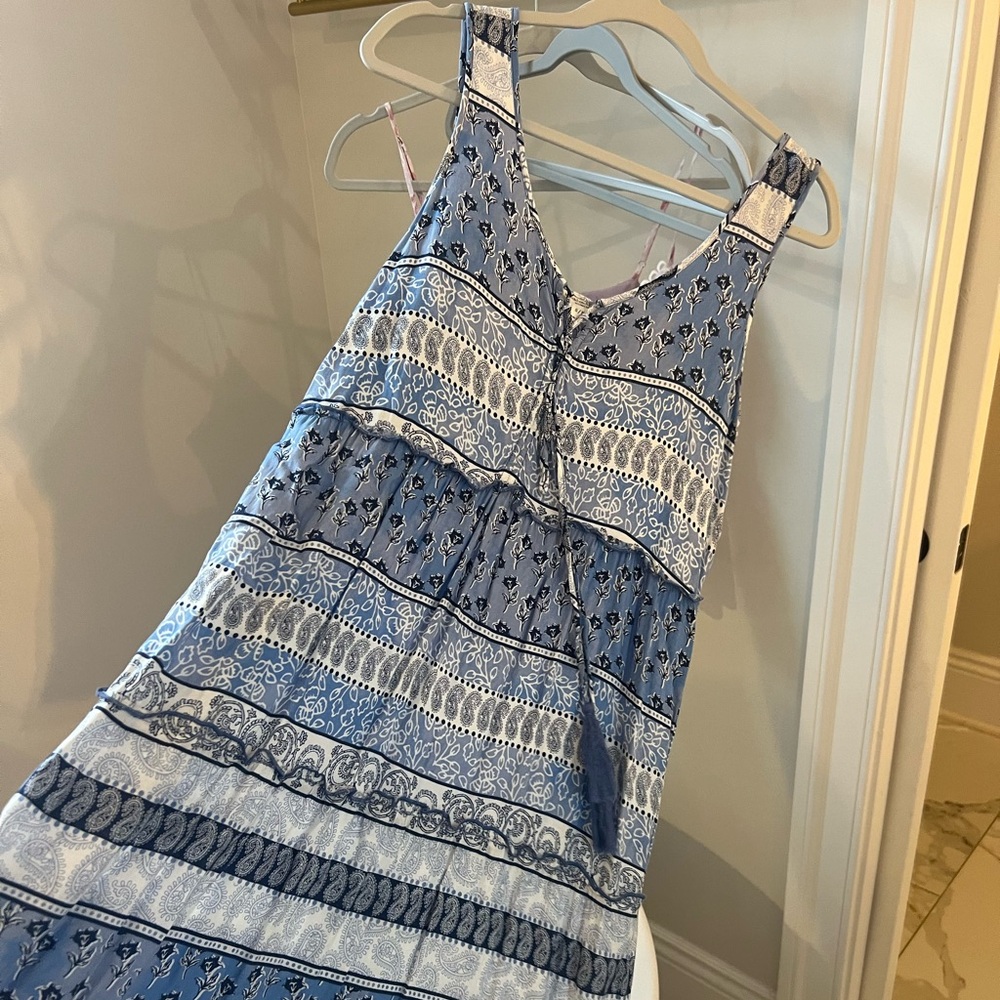 Blue and white flow dress